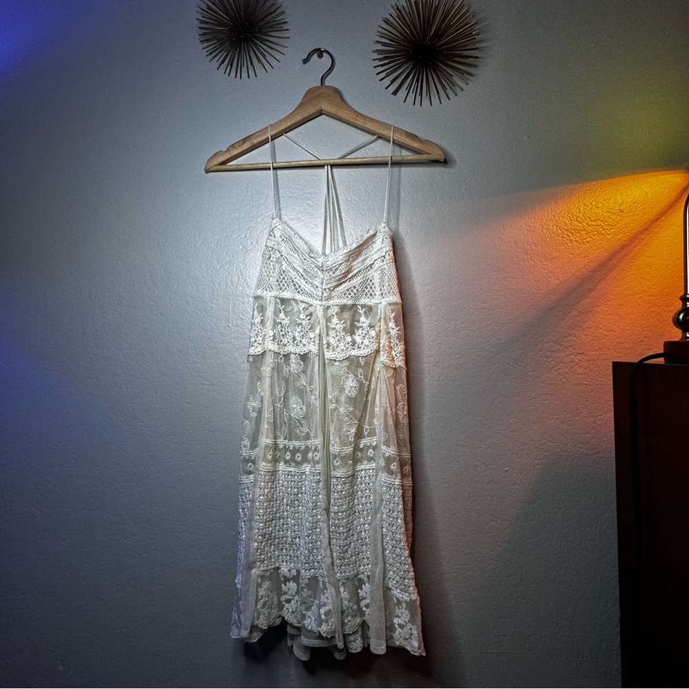 EUC Kimchi Blue lace and crochet tunic